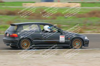 media/Dec-19-2025-Lucky Dog Racing (Fri) [[3b7b1b5fc8]]/Beginner/Session 4 Turn 2 3 Speed Pan/